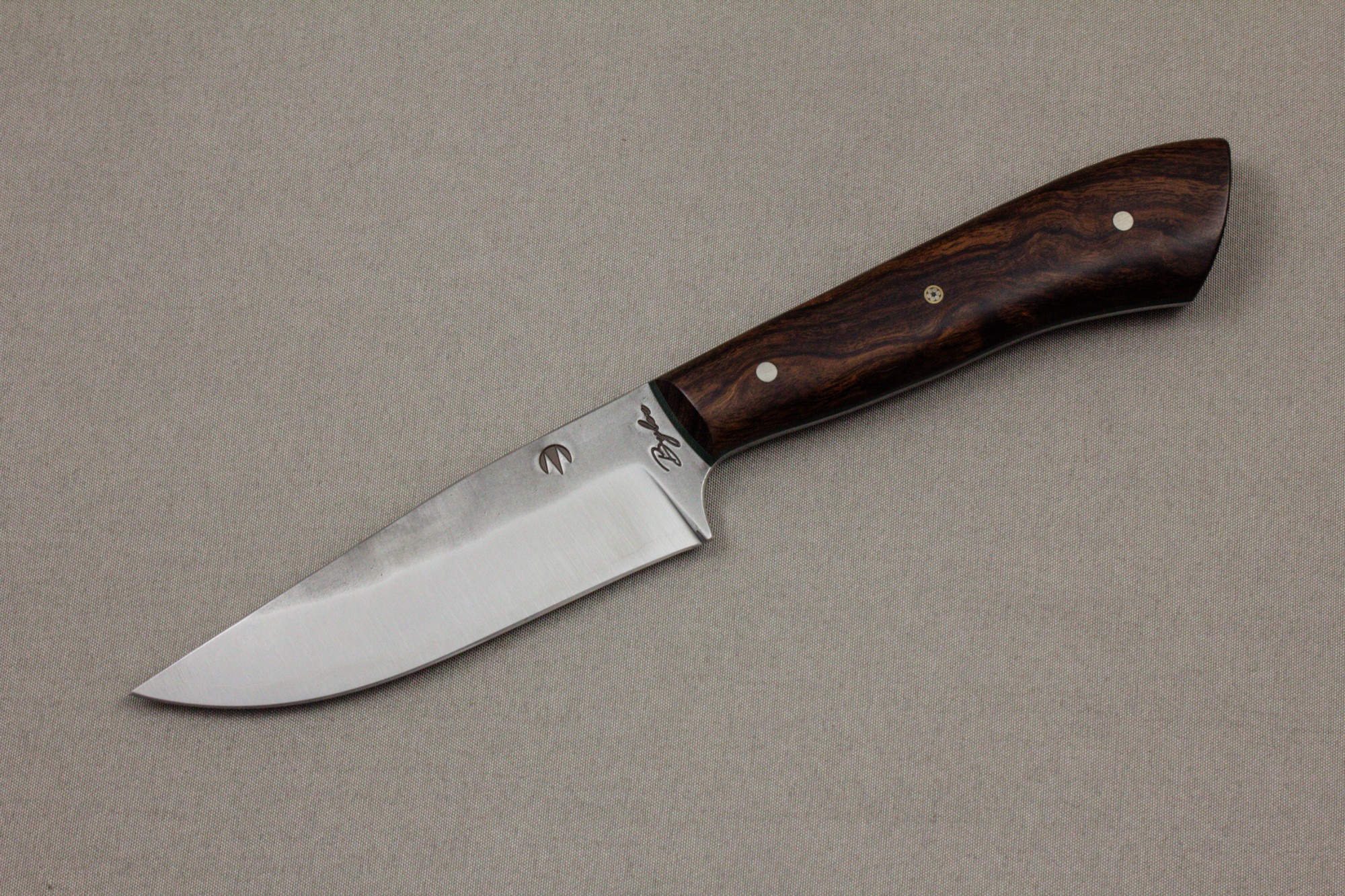 Muteki Hand Forged 'Ridge Runner' Hunting Knife (image for) Muteki Hand Forged 'Ridge Runner' Hunting Knife